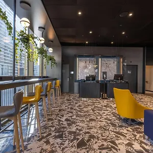 شقة فندقية Radisson & Zurich