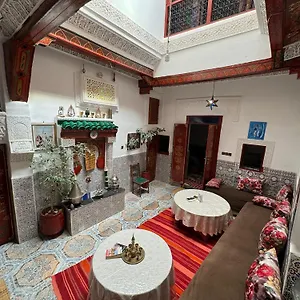 Dar Enouiina Fez