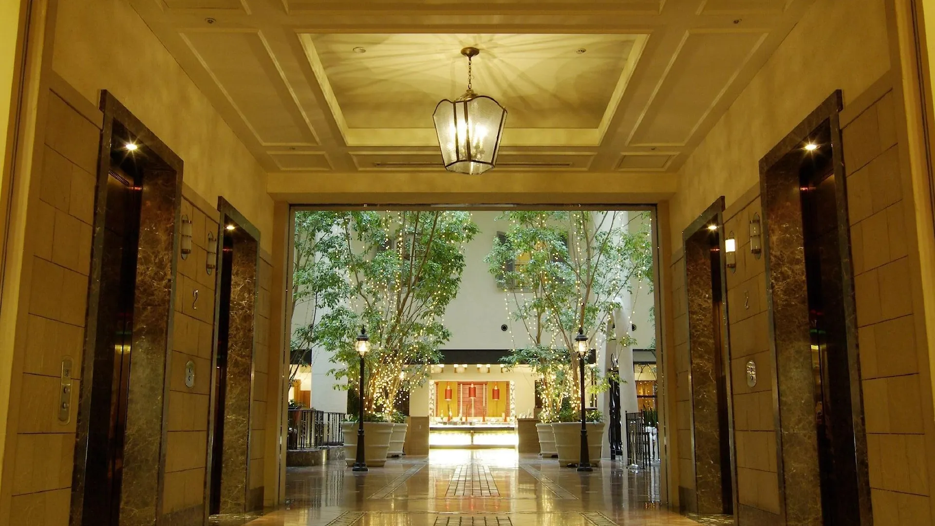 Oriental Hotel Tokyo Bay Urayasu 4*,
